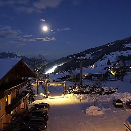 Otel Der Burgfellnerhof - Adults Only